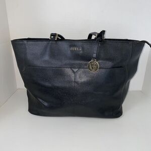 Furla Leather Black Tote Shoulder bag